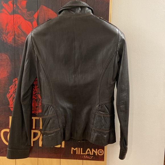 DANIER || Brown Leather Jacket - Picture 6 of 10